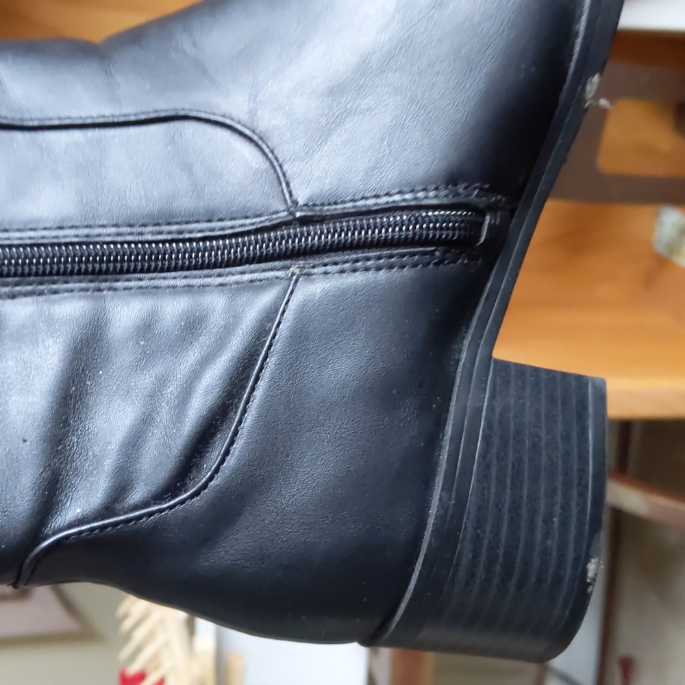 Riding Boots - Picture 10 of 12